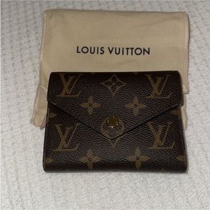 [SOLD] NEW Authentic Louis Vuitton Victorine Wallet